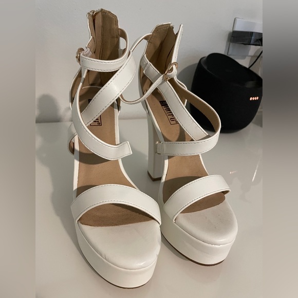 Shoes - White platforms size 5.5